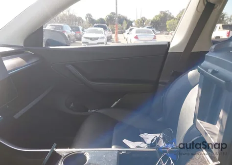 2020 Tesla Model Y Long Range Dual Motor All-Wheel Drive from USA, damaged, VIN 5YJYGDEEXLF039310